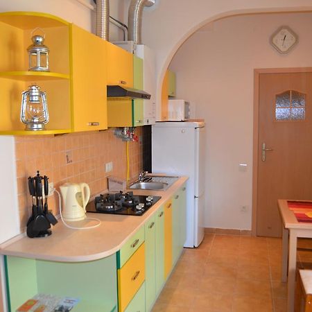 Near Citadel Apartment Lviv Ruang foto